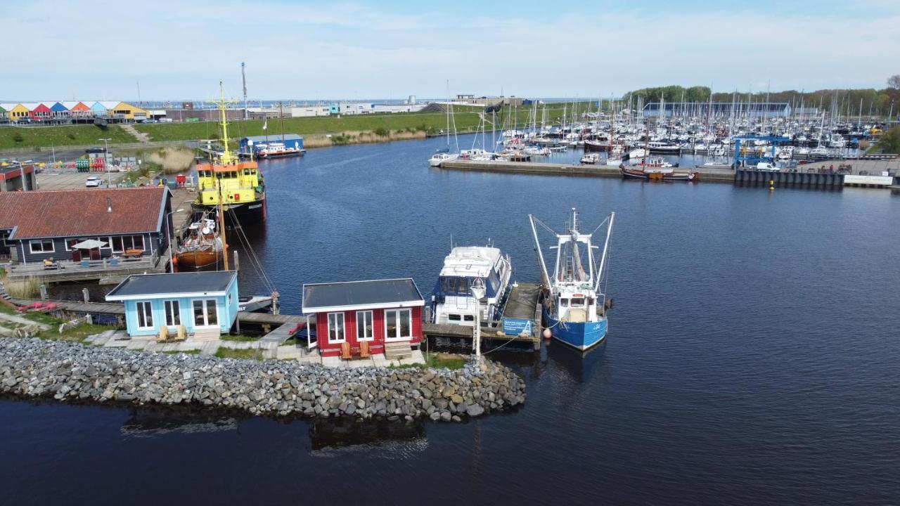 Waterhuisjes Op De Pier Lauwersmeerplezier! * Lauwersoog
